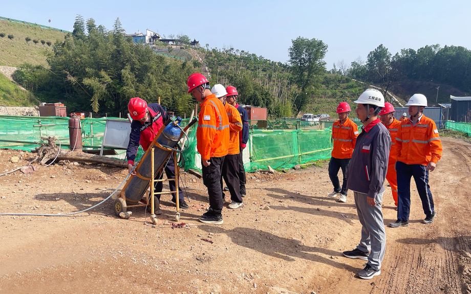 640(15).png 640(15).png